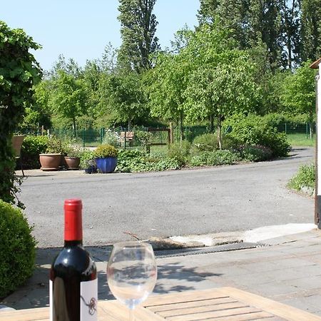 B&B 'T Wit Reigertje Oudenburg Exterior foto